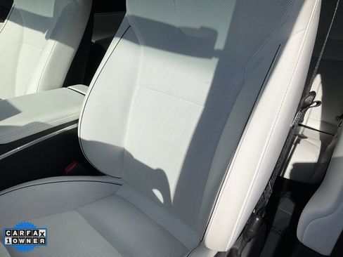 Used 2023 Tesla Model X Plaid image 15