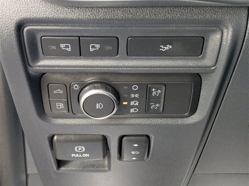 Used 2022 Ford F150 Lariat w/ Equipment Group 502A High image 28