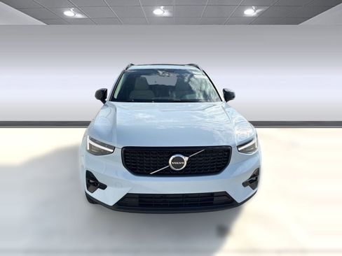 New 2026 Volvo XC40 B5 Plus w/ Protection Package Premier image 6