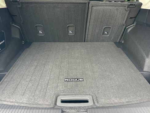 Certified 2026 Nissan Rogue SV w/ Cold Weather Package image 18