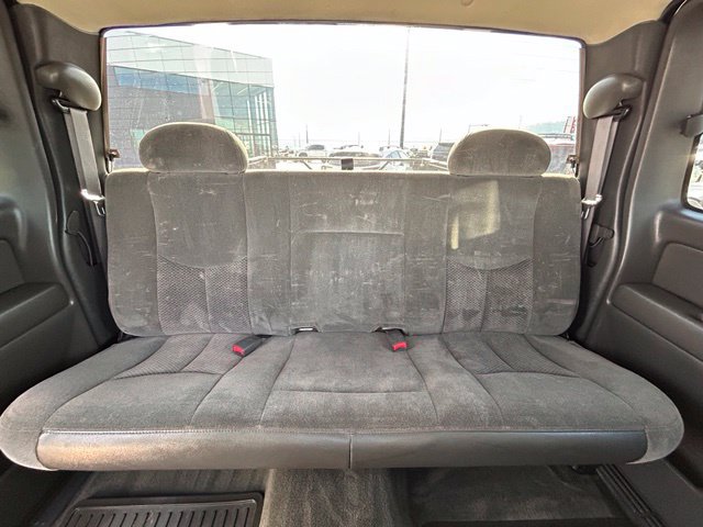 Used 2004 Chevrolet Silverado 2500 LS RWD image 31