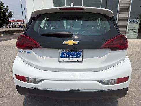 Used 2020 Chevrolet Bolt LT FWD image 4