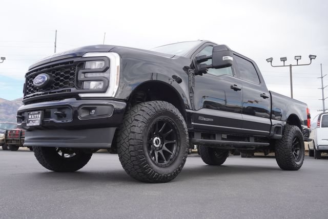 Used 2024 Ford F250 Lariat w/ Sport Appearance Package AWD/4WD image 7