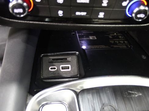 Used 2024 Buick Enclave Essence w/ Experience Buick Package FWD image 52