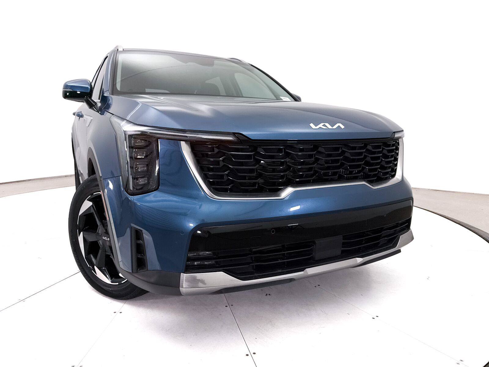 Used 2025 Kia Sorento EX AWD/4WD image 6