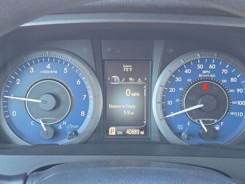 Used 2020 Toyota Sienna LE image 40