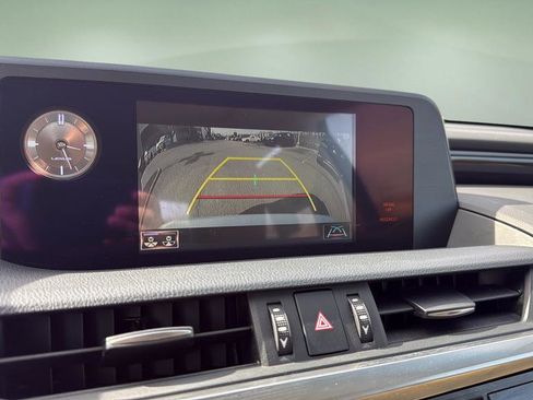 Used 2019 Lexus ES 350 w/ Premium Package FWD image 24