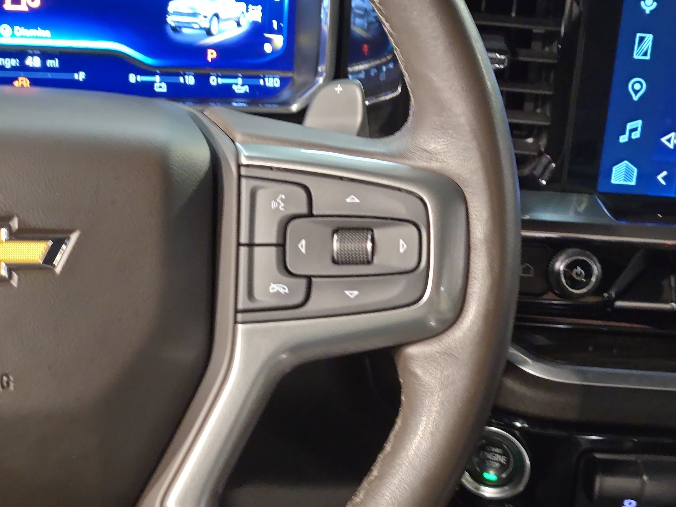 Used 2022 Chevrolet Silverado 1500 LT AWD/4WD image 28