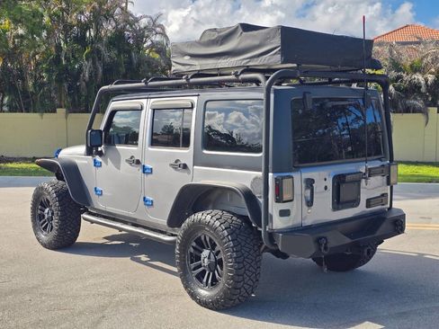 Used 2015 Jeep Wrangler Unlimited Sport w/ Connectivity Group AWD/4WD image 3