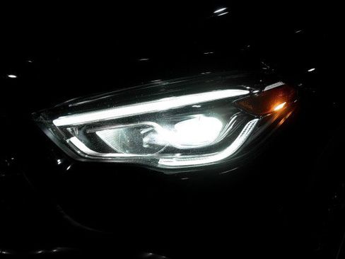 Used 2023 Mercedes-Benz GLA 250 4MATIC image 8