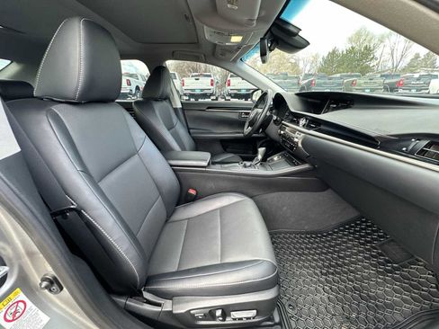 Used 2017 Lexus ES 350 image 24