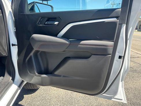 Used 2023 Chevrolet Colorado Z71 w/ Z71 Convenience Package 2 AWD/4WD image 23