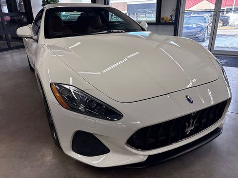 Used 2018 Maserati GranTurismo Sport image 17