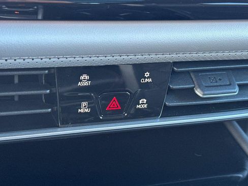 New 2026 Volkswagen Atlas Peak Edition image 20