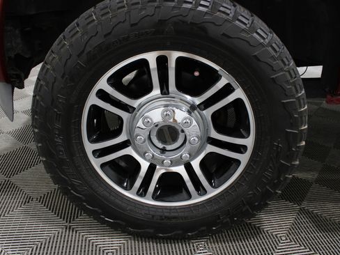 Used 2013 Ford F250 Platinum w/ FX4 Off Road Pkg AWD/4WD image 37