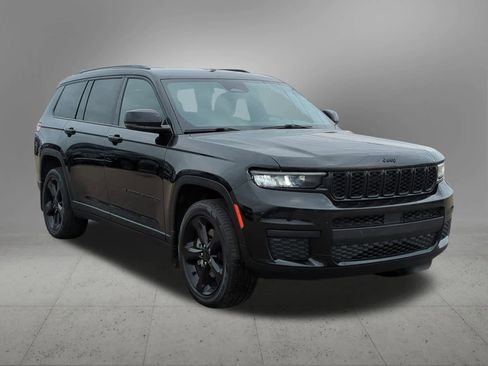 Used 2021 Jeep Grand Cherokee L Laredo image 8