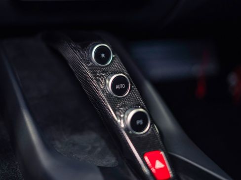 Used 2020 Ferrari 812 Superfast RWD image 43