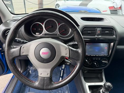 Used 2004 Subaru Impreza WRX STI AWD/4WD image 28