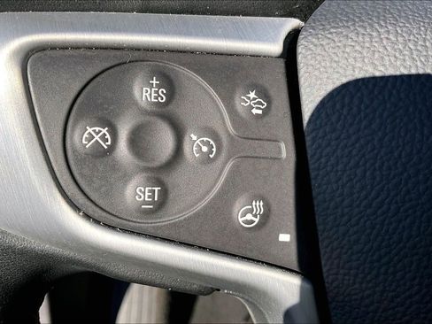 Used 2024 GMC Terrain SLT image 10