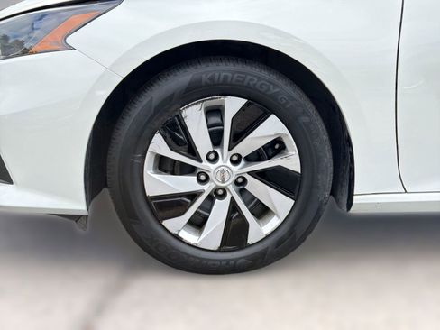 Used 2022 Nissan Altima 2.5 S image 12