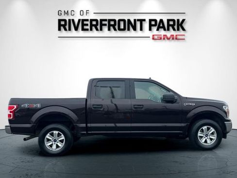 Used 2020 Ford F150 XLT image 2