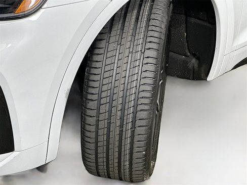 Used 2023 Audi SQ5 Premium Plus image 25