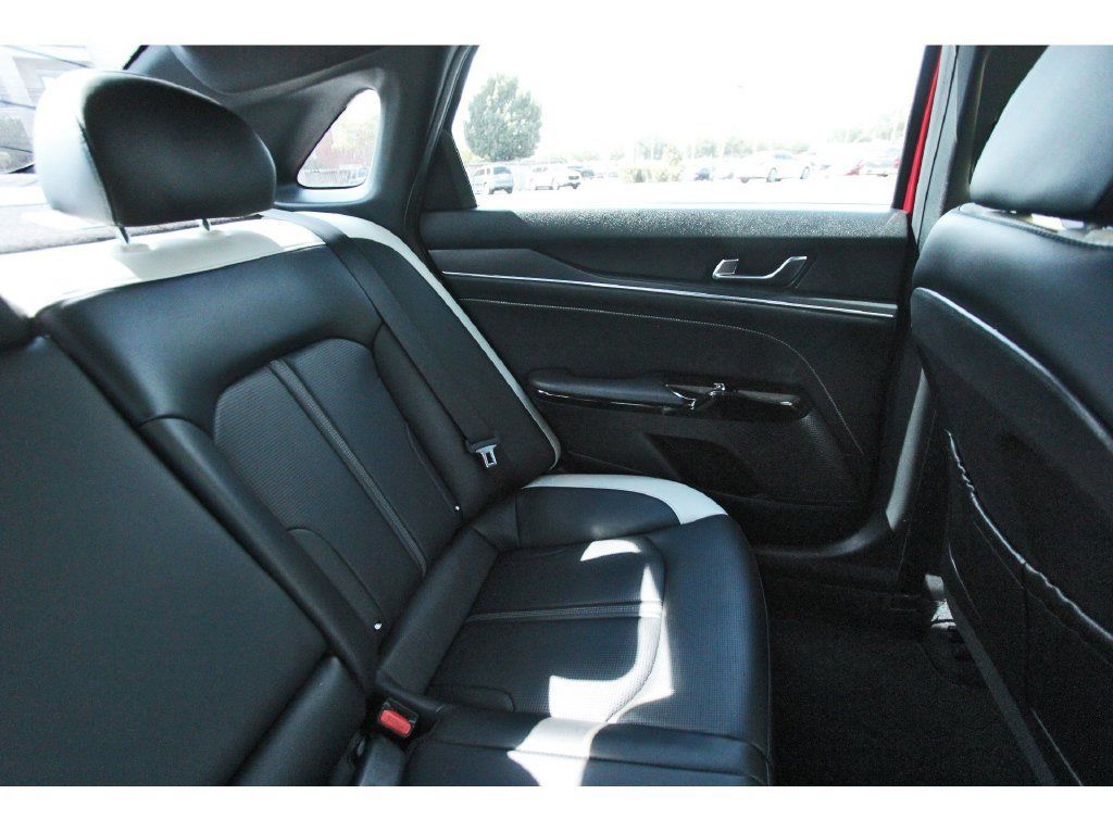 Used 2025 Kia K5 GT-Line w/ GT-Line Premium Package FWD image 13