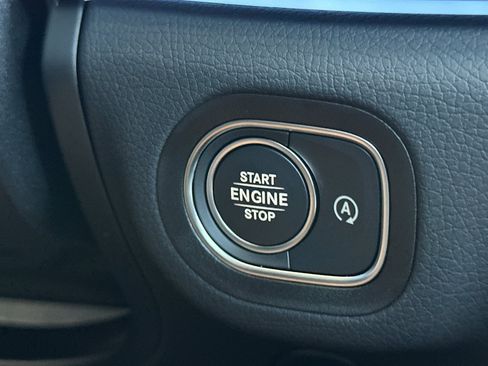 Used 2026 Mercedes-Benz GLE 450 4MATIC Coupe image 16