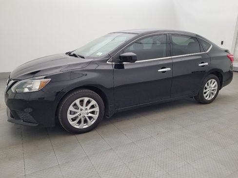 Used 2019 Nissan Sentra SV FWD image 2