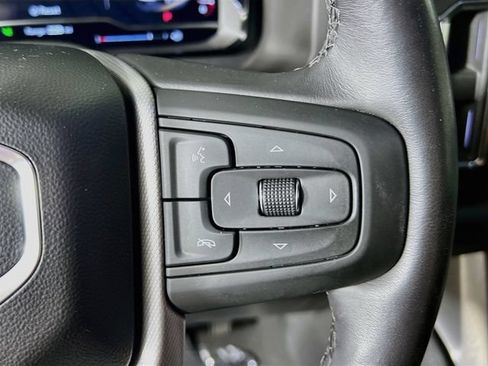 Used 2024 GMC Yukon Denali w/ Advanced Technology Package AWD/4WD image 37