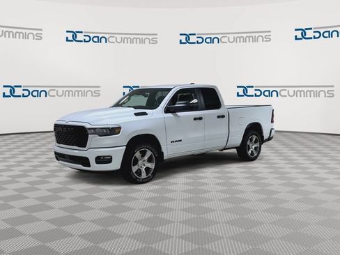 New 2026 RAM 1500 Express AWD/4WD image 4
