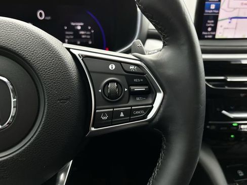 Certified 2025 Acura MDX FWD w/ Technology Package image 15