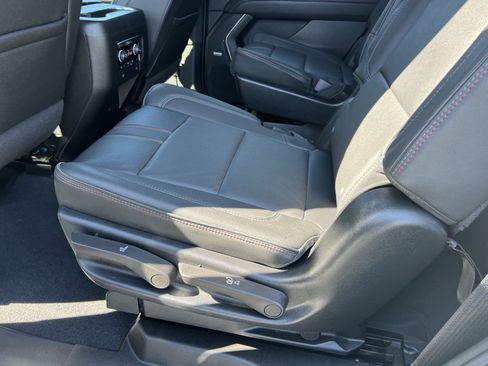 Used 2022 Chevrolet Tahoe RST w/ Luxury Package AWD/4WD image 33