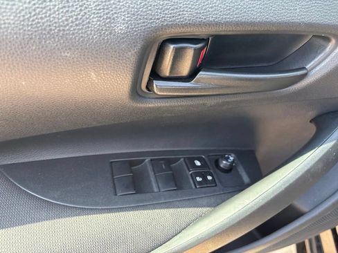 Used 2026 Toyota Corolla LE FWD image 12