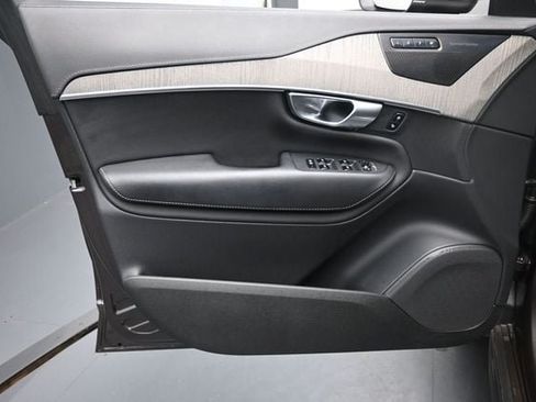 Certified 2023 Volvo XC90 B6 Ultimate w/ Protection Package Premier AWD/4WD image 20