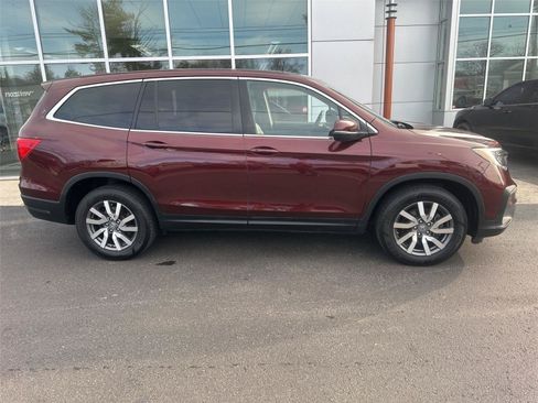 Used 2019 Honda Pilot EX image 2