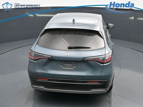 Used 2023 Honda HR-V EX-L image 25