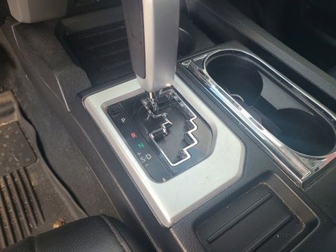 Used 2020 Toyota Tundra Limited image 26