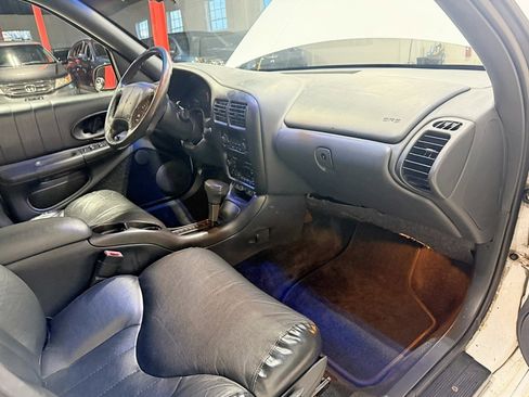 Used 1997 Oldsmobile Cutlass Supreme SL image 37