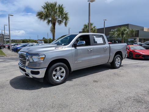 Used 2024 RAM 1500 Laramie AWD/4WD image 8