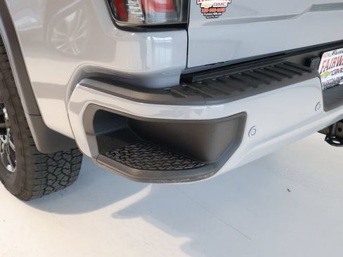 Used 2024 GMC Sierra 2500 AT4 w/ AT4 Premium Plus Package AWD/4WD image 35