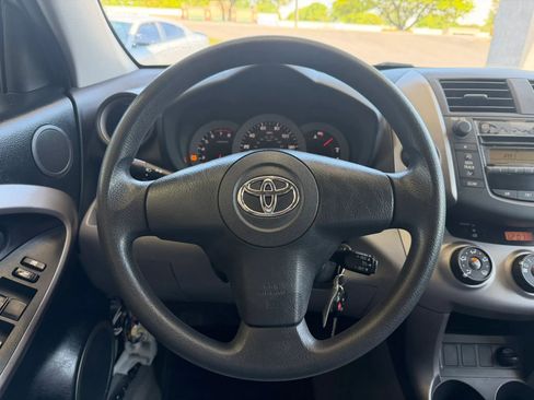 Used 2007 Toyota RAV4 2WD image 10