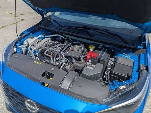 Used 2025 Nissan Sentra SV FWD image 37