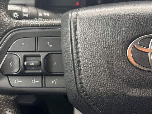 Used 2024 Toyota Tacoma SR5 AWD/4WD image 21