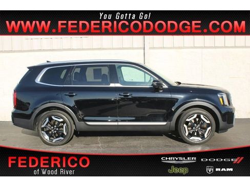 Used 2024 Kia Telluride S w/ S Sunroof Package image 1