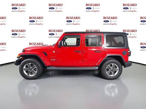 Used 2019 Jeep Wrangler Unlimited Sahara AWD/4WD image 5