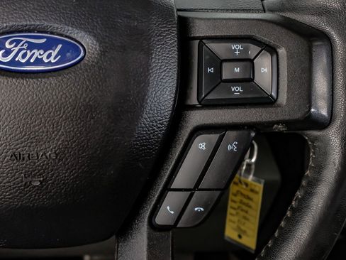 Used 2020 Ford F150 XLT w/ Equipment Group 302A Luxury AWD/4WD image 17