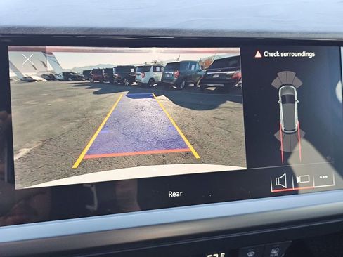 Used 2023 Audi Q4 e-tron Premium w/ Convenience Package image 9