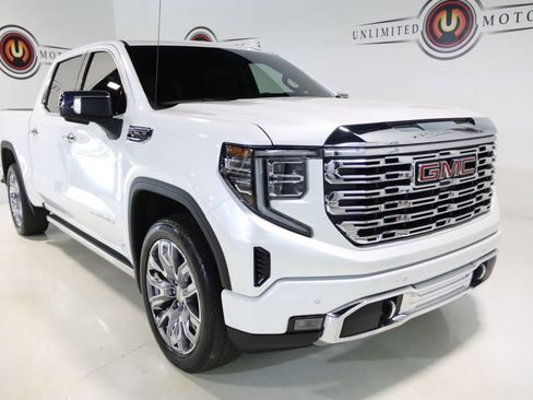 Used 2022 GMC Sierra 1500 Denali w/ Denali Reserve Package image 37