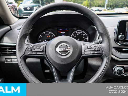 Used 2024 Nissan Altima 2.5 S FWD image 23